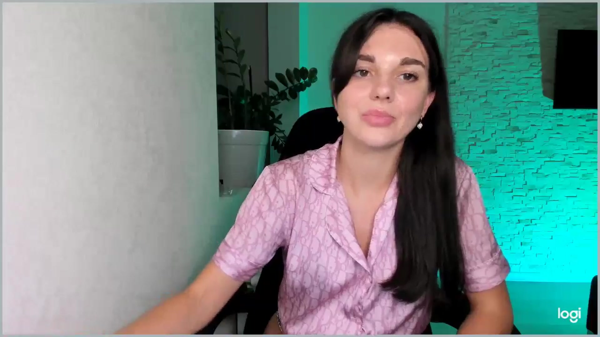 Gallery image thumbnail from Mihellii's myfreecams stream on, 09/29/2024, 20:59 image 17 of 20