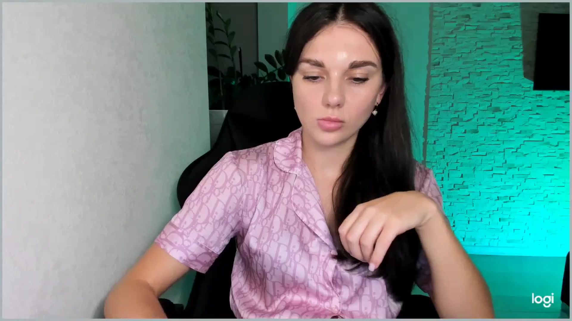 Gallery image thumbnail from Mihellii's myfreecams stream on, 09/29/2024, 20:59 image 14 of 20