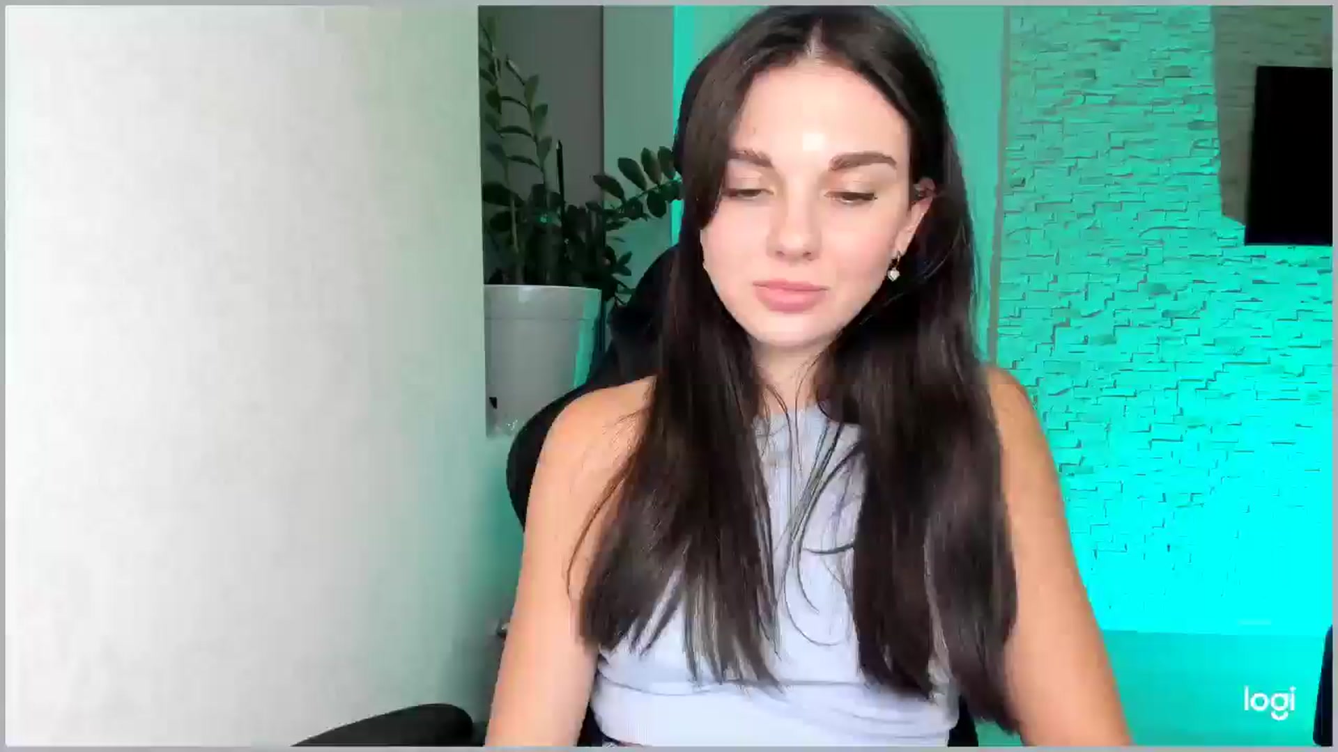Gallery image thumbnail from Mihellii's myfreecams stream on, 10/01/2024, 19:46 image 15 of 20