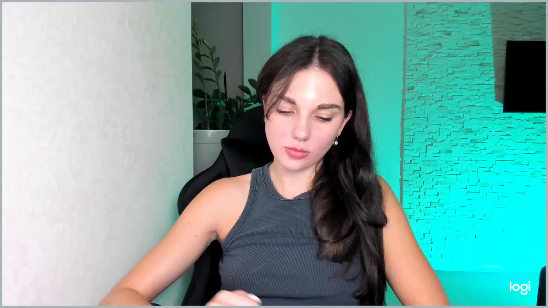 Gallery image thumbnail from Mihellii's myfreecams stream on, 10/02/2024, 19:20 image 5 of 20