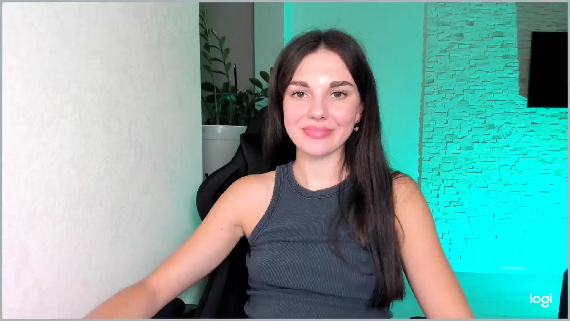 Gallery image thumbnail from Mihellii's myfreecams stream on, 10/02/2024, 19:43 image 3 of 20
