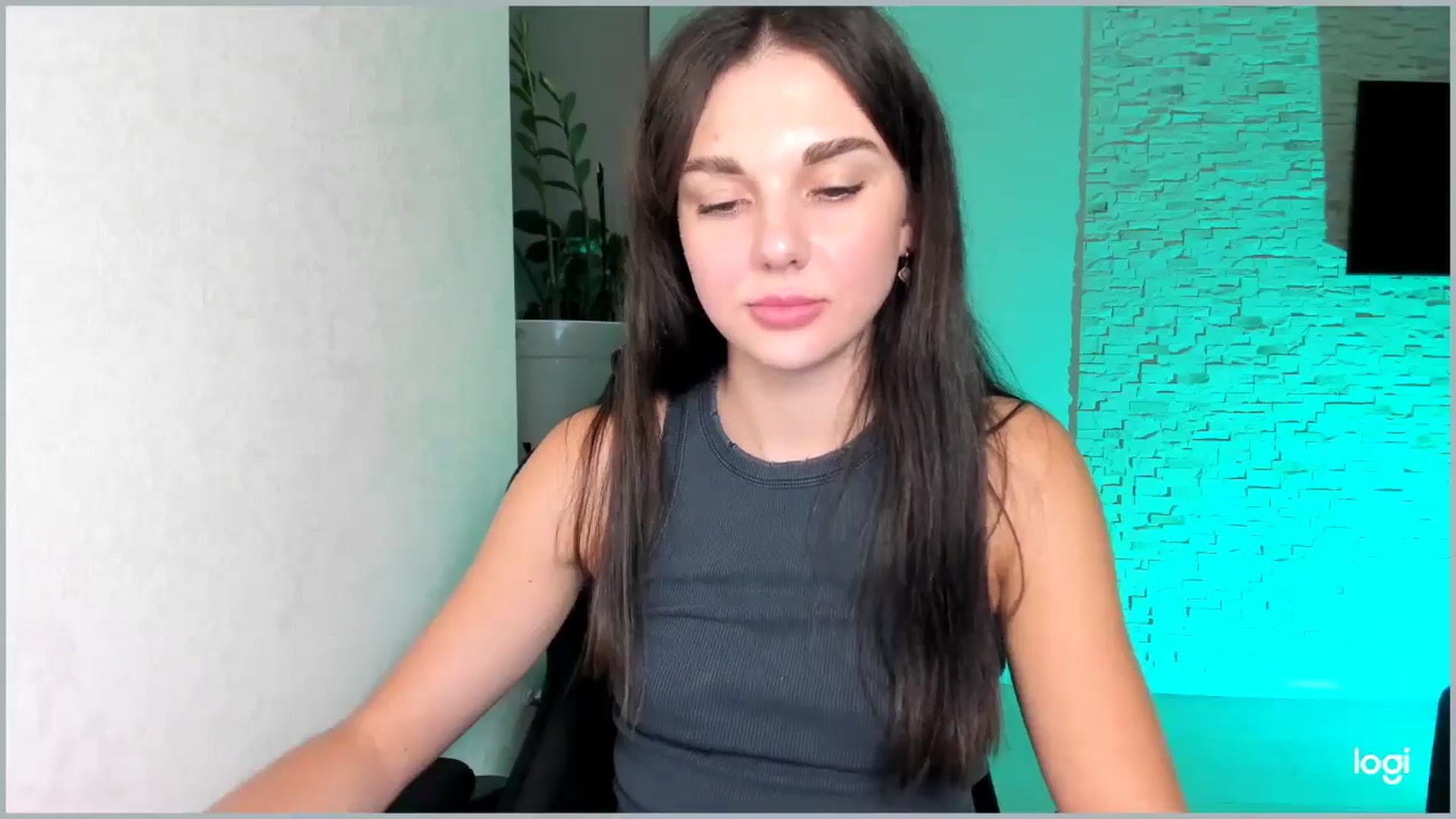 Gallery image thumbnail from Mihellii's myfreecams stream on, 10/02/2024, 19:43 image 11 of 20