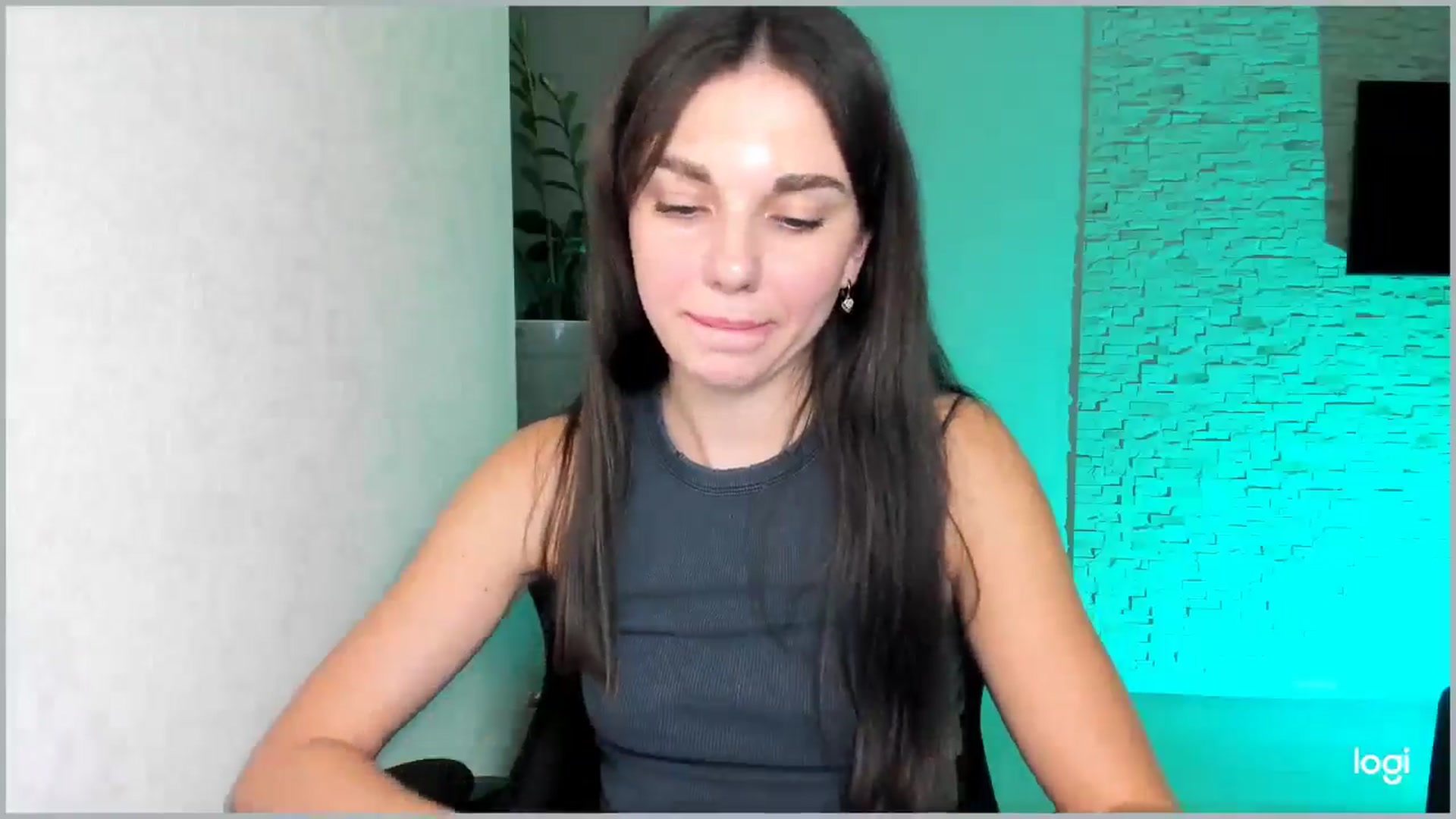 Gallery image thumbnail from Mihellii's myfreecams stream on, 10/02/2024, 19:43 image 13 of 20