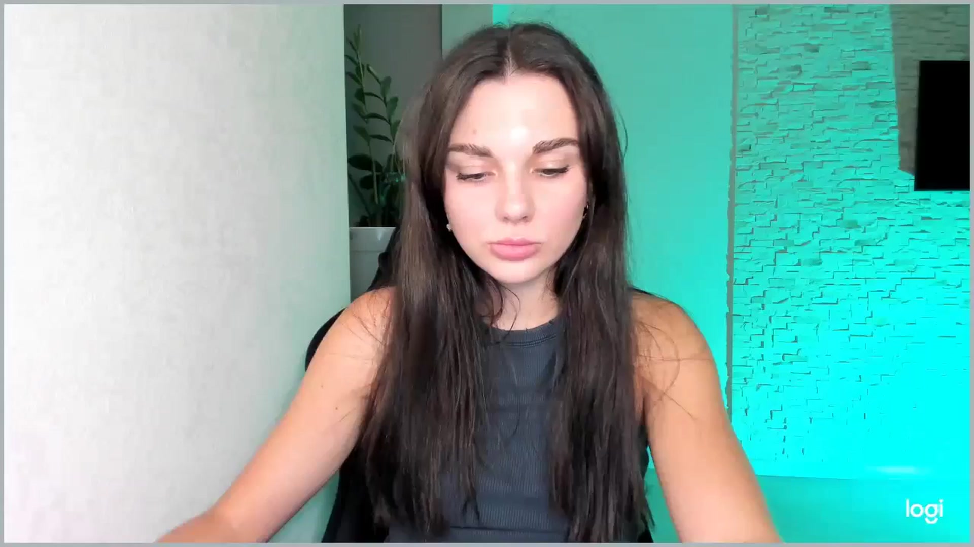 Gallery image thumbnail from Mihellii's myfreecams stream on, 10/02/2024, 21:10 image 17 of 20