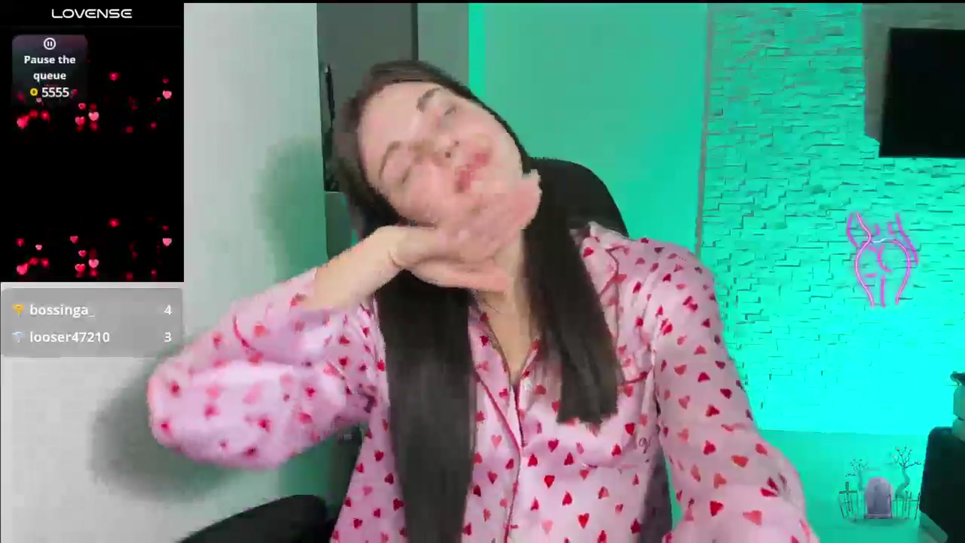 Gallery image thumbnail from Mihellii's myfreecams stream on, 10/14/2024, 18:44 image 17 of 20