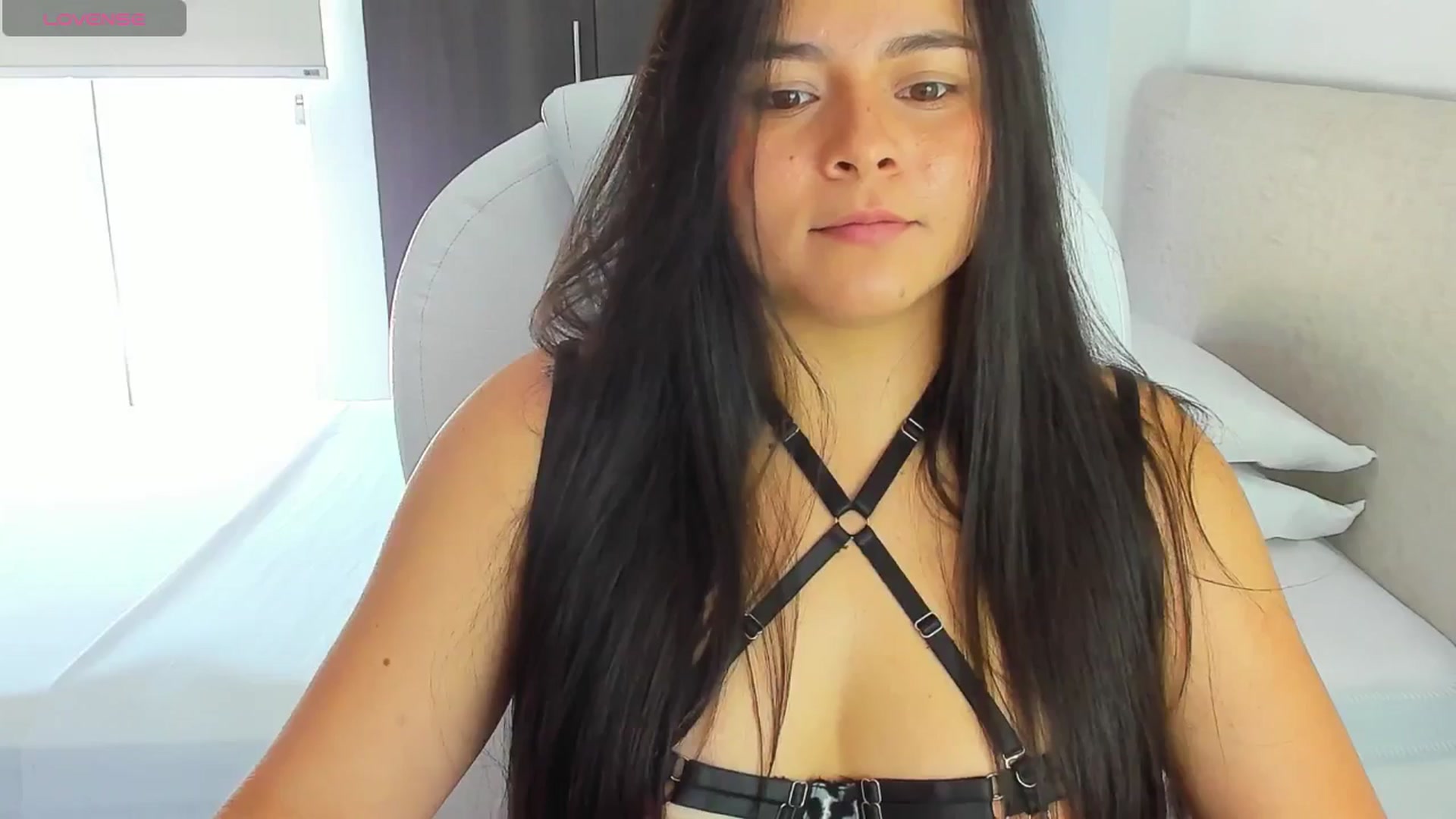 Gallery image thumbnail from Miiamfc's myfreecams stream on, 07/06/2025, 16:08 image 11 of 20