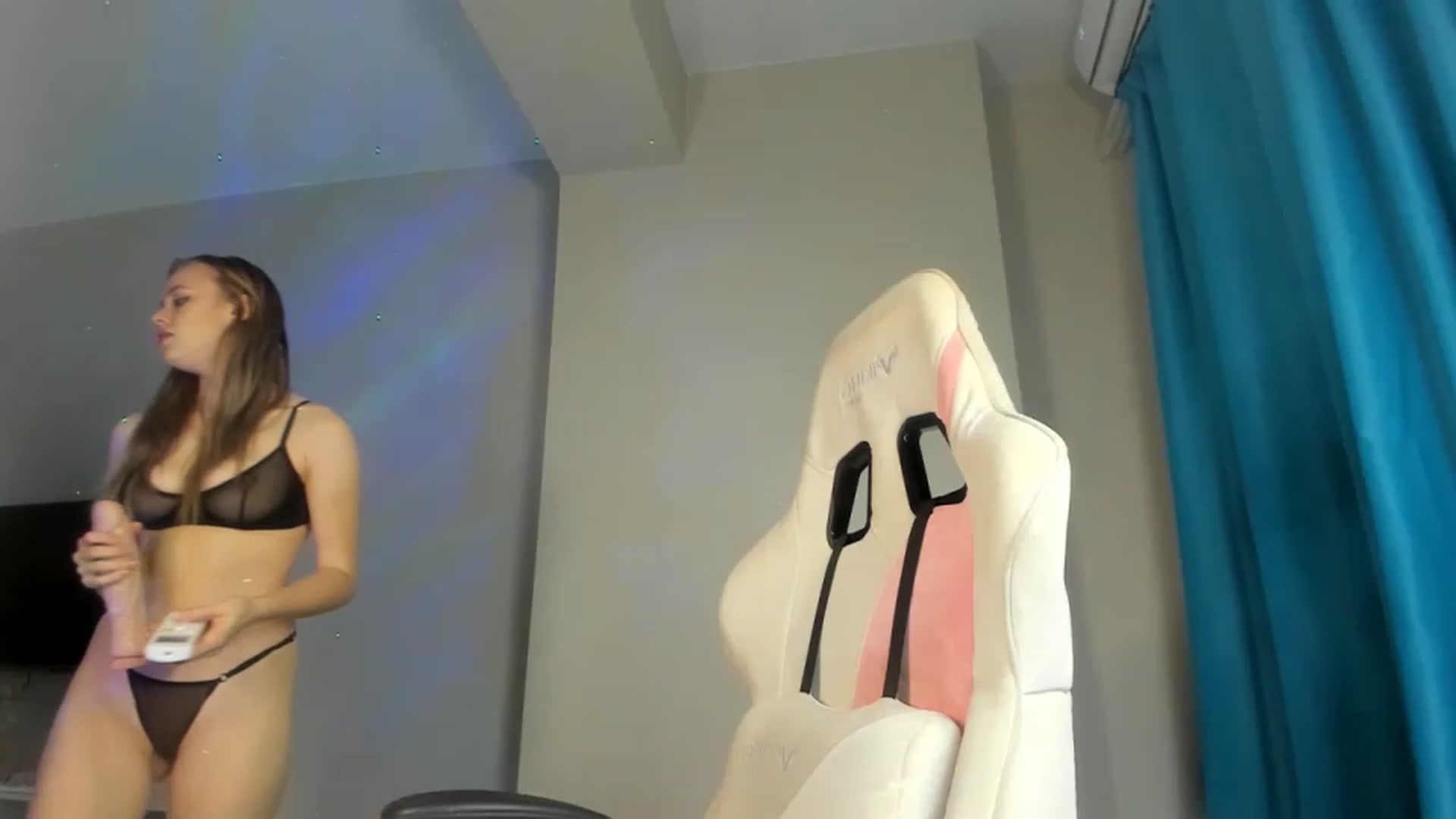 Gallery image thumbnail from Miichell_Star's myfreecams stream on, 11/24/2022, 06:59 image 2 of 20