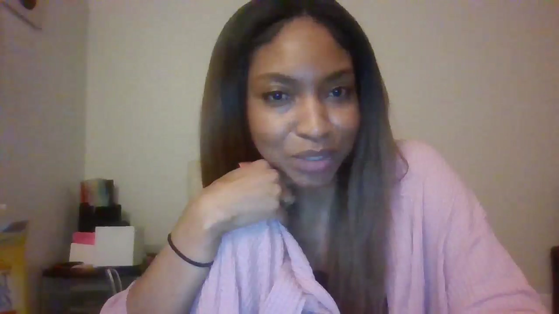 Gallery image thumbnail from MiissExotic's myfreecams stream on, 01/03/2025, 14:54 image 3 of 20