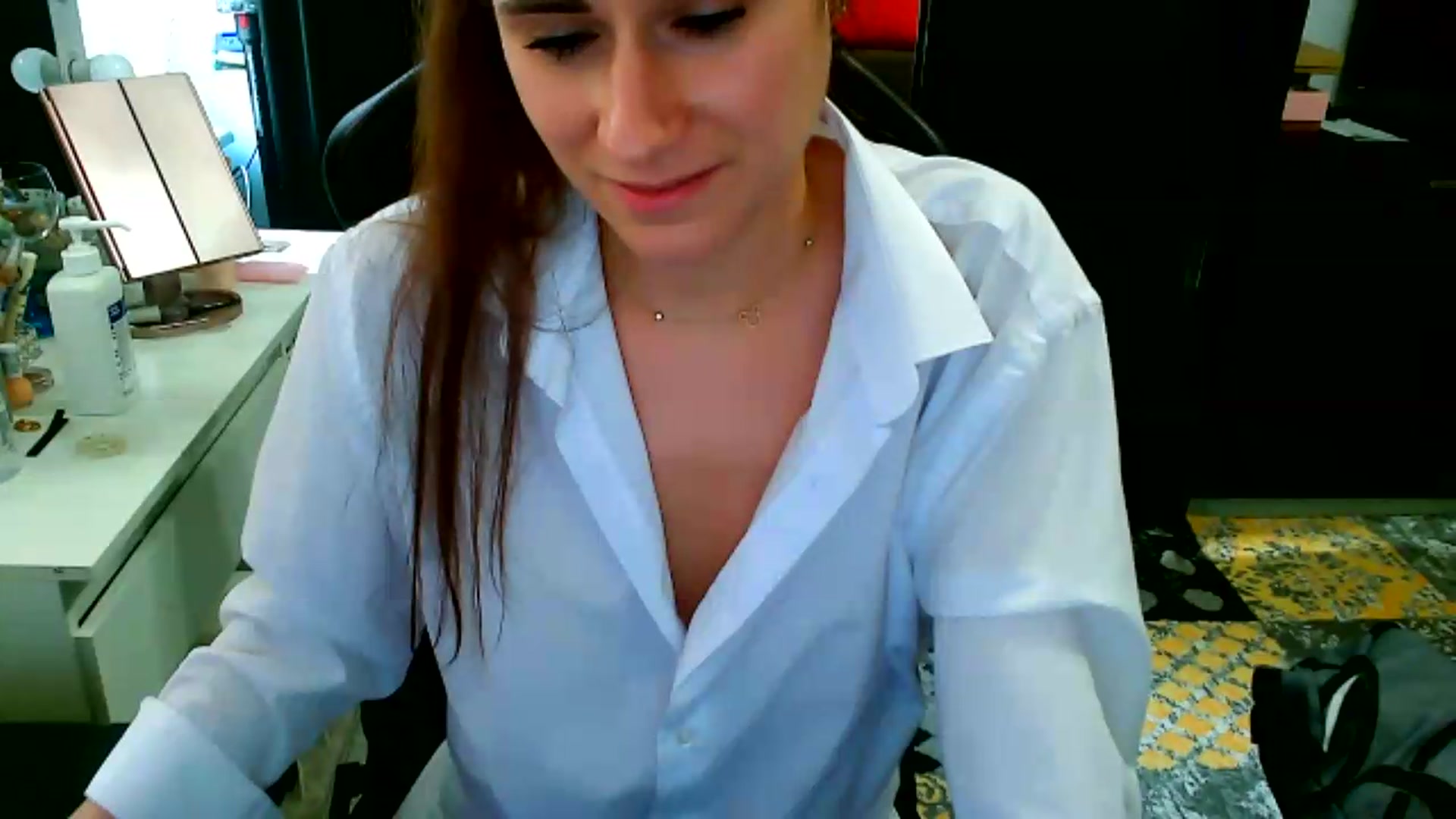 Gallery image thumbnail from Mija_Moon's myfreecams stream on, 08/21/2026, 15:45 image 6 of 20