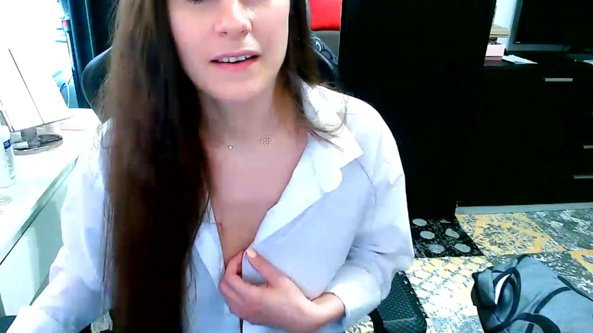 Gallery image thumbnail from Mija_Moon's myfreecams stream on, 08/21/2026, 16:32 image 6 of 20