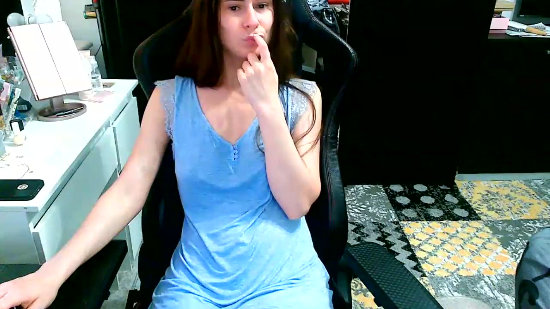 Gallery image thumbnail from Mija_Moon's myfreecams stream on, 08/24/2026, 17:18 image 14 of 20