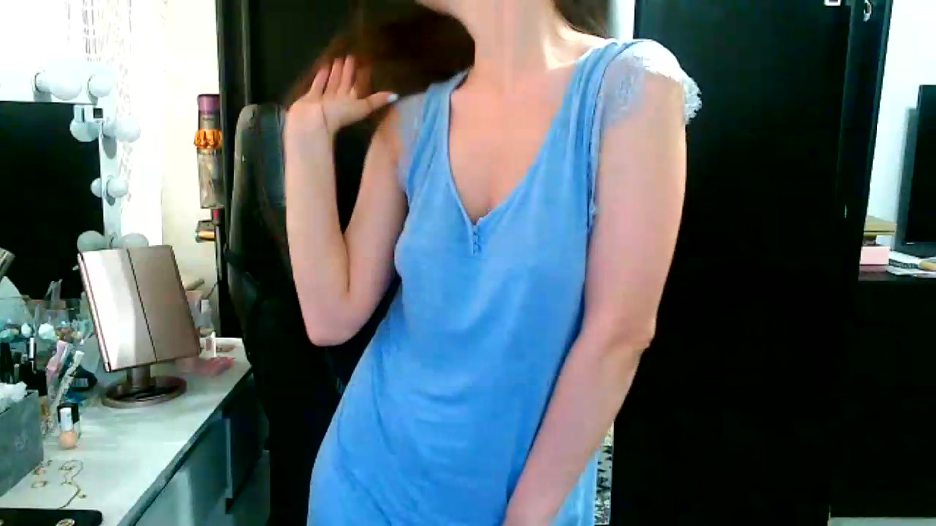 Gallery image thumbnail from Mija_Moon's myfreecams stream on, 08/24/2026, 17:18 image 3 of 20
