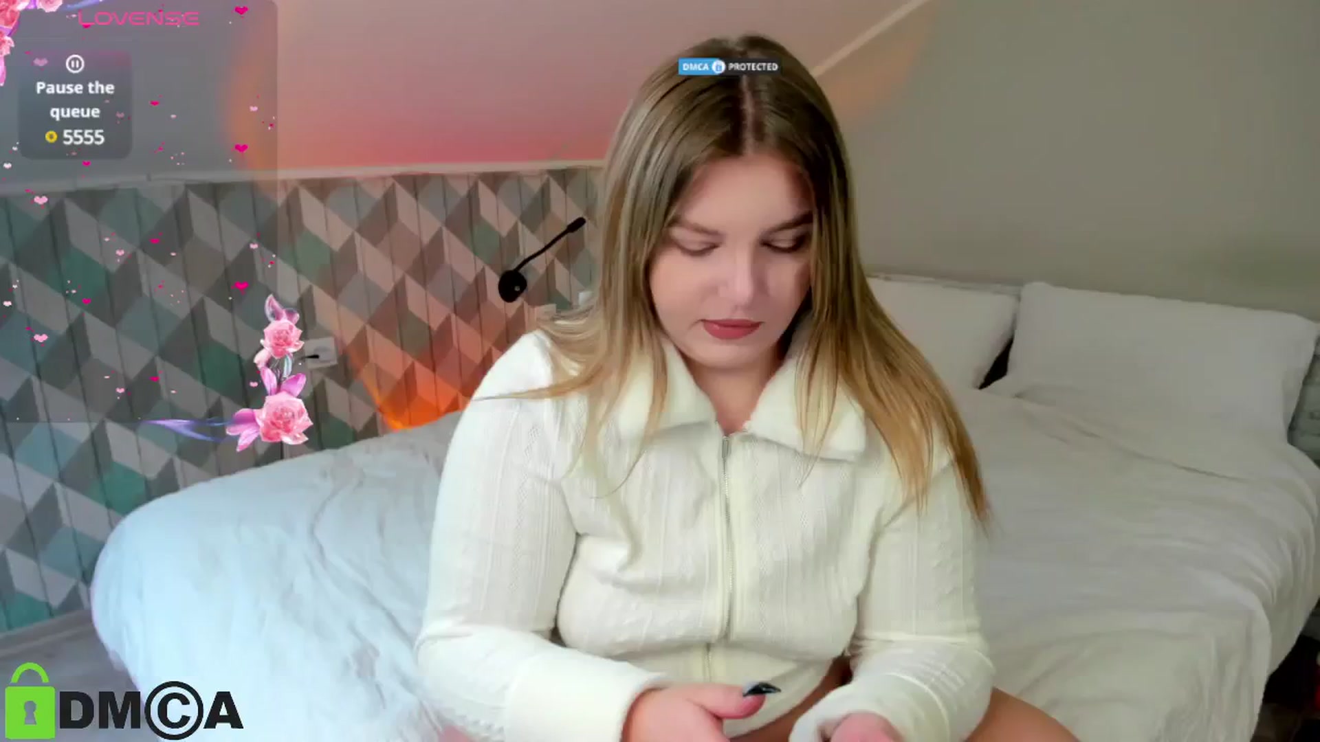 Gallery image thumbnail from MikaKittyy's myfreecams stream on, 02/14/2025, 11:58 image 2 of 20