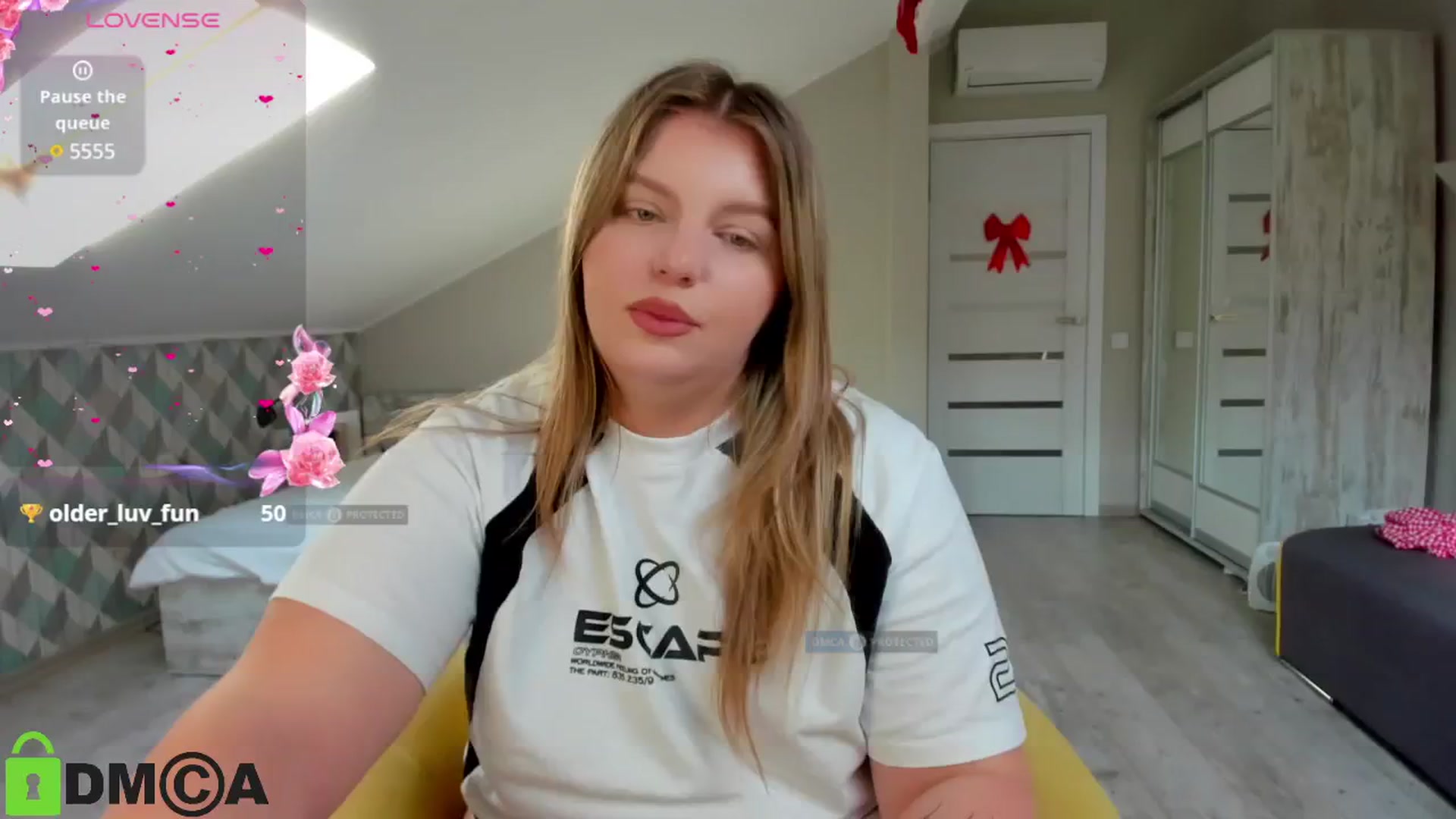 Gallery image thumbnail from MikaKittyy's myfreecams stream on, 02/18/2025, 10:36 image 12 of 20