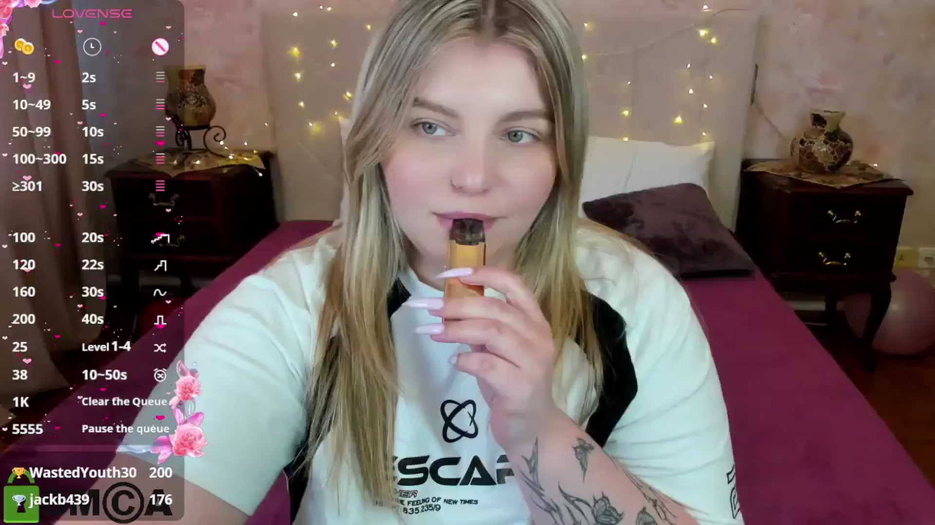 Gallery image thumbnail from MikaKittyy's myfreecams stream on, 03/31/2025, 13:02 image 20 of 20