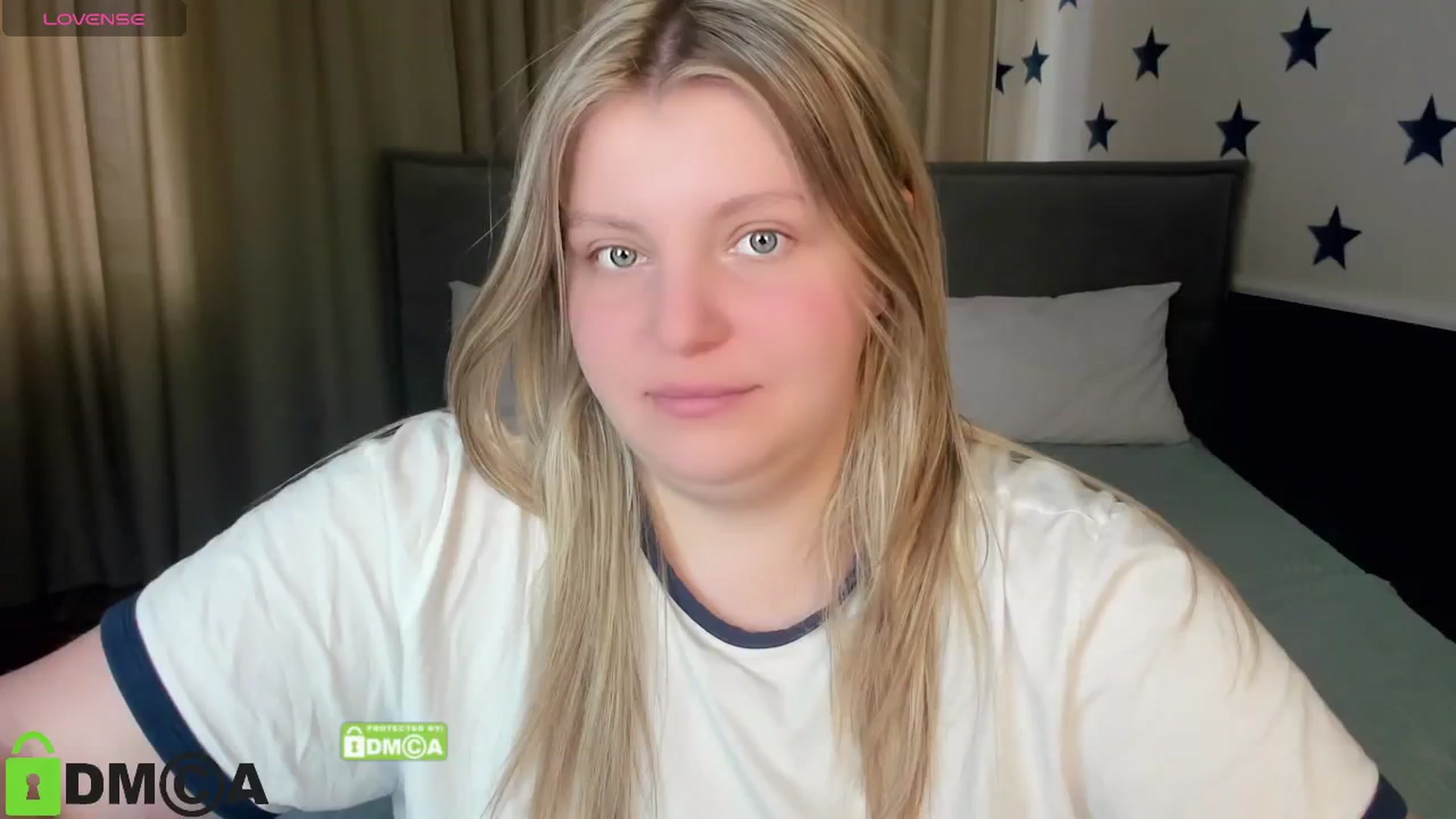 Gallery image thumbnail from MikaKittyy's myfreecams stream on, 04/06/2025, 14:24 image 12 of 20