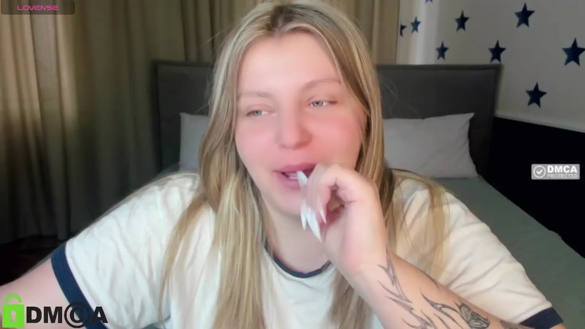 Gallery image thumbnail from MikaKittyy's myfreecams stream on, 04/06/2025, 14:24 image 8 of 20