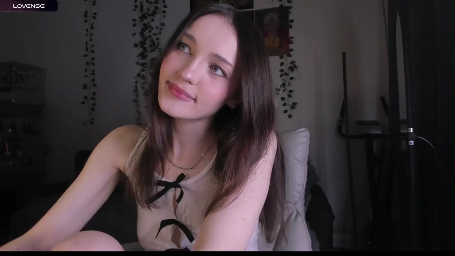 Gallery image thumbnail from MikaMaez's myfreecams stream on, 09/21/2024, 24:37 image 11 of 20