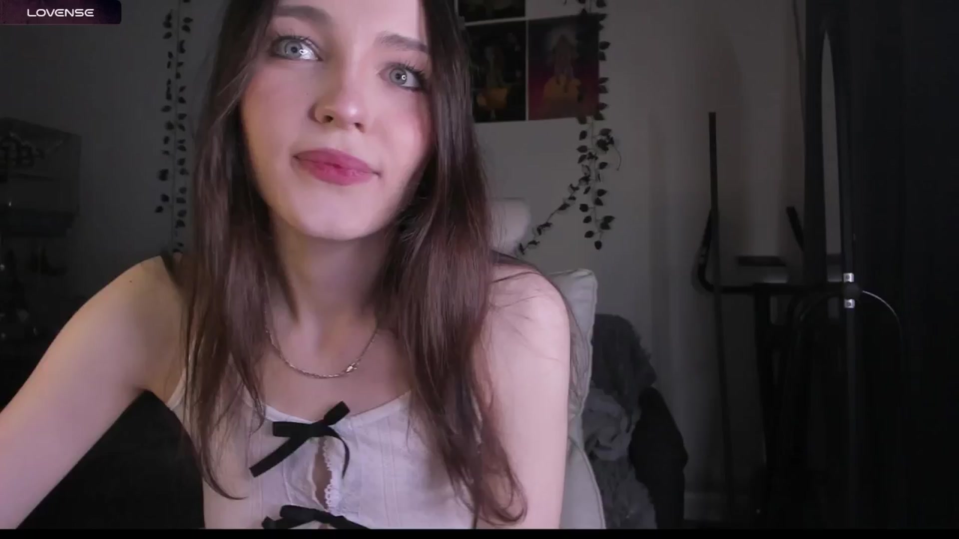 Gallery image thumbnail from MikaMaez's myfreecams stream on, 09/21/2024, 24:37 image 5 of 20