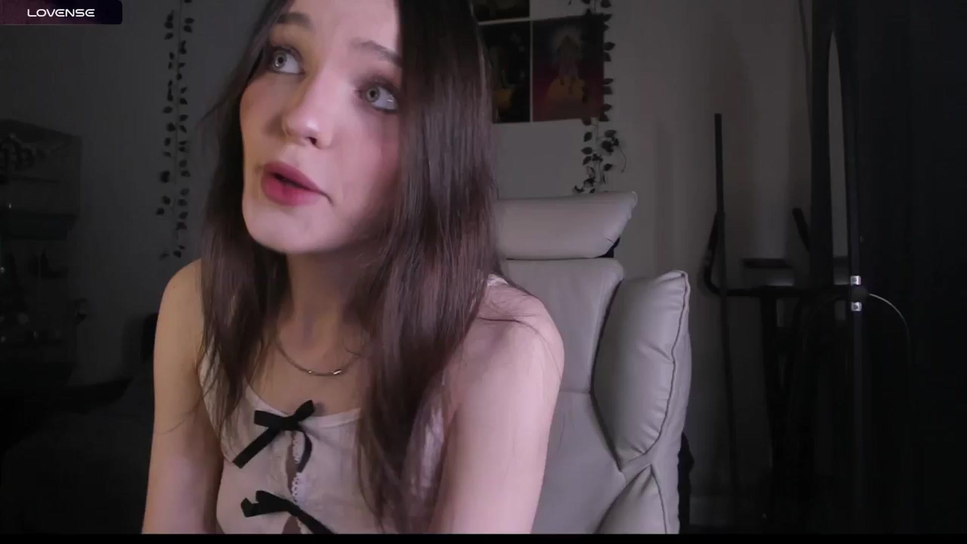 Gallery image thumbnail from MikaMaez's myfreecams stream on, 09/21/2024, 24:37 image 2 of 20