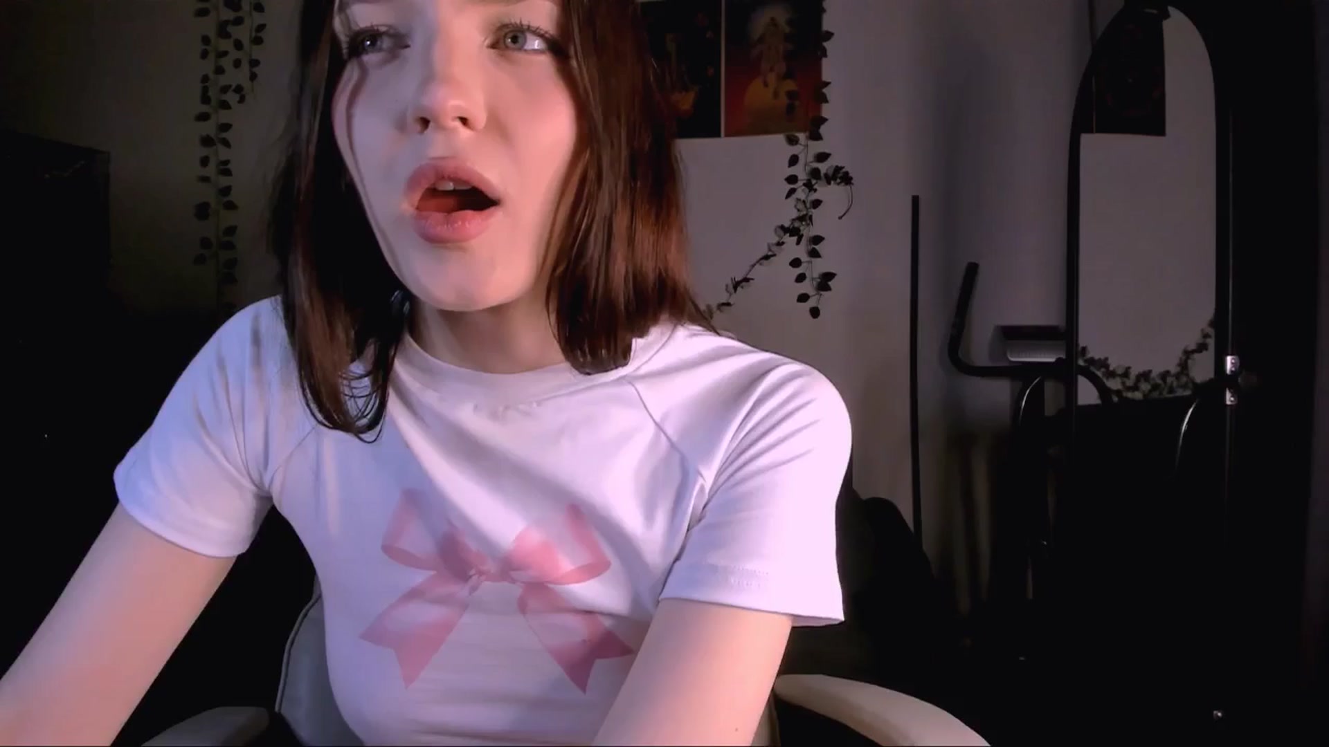 Gallery image thumbnail from MikaMaez's myfreecams stream on, 10/23/2024, 23:16 image 2 of 20