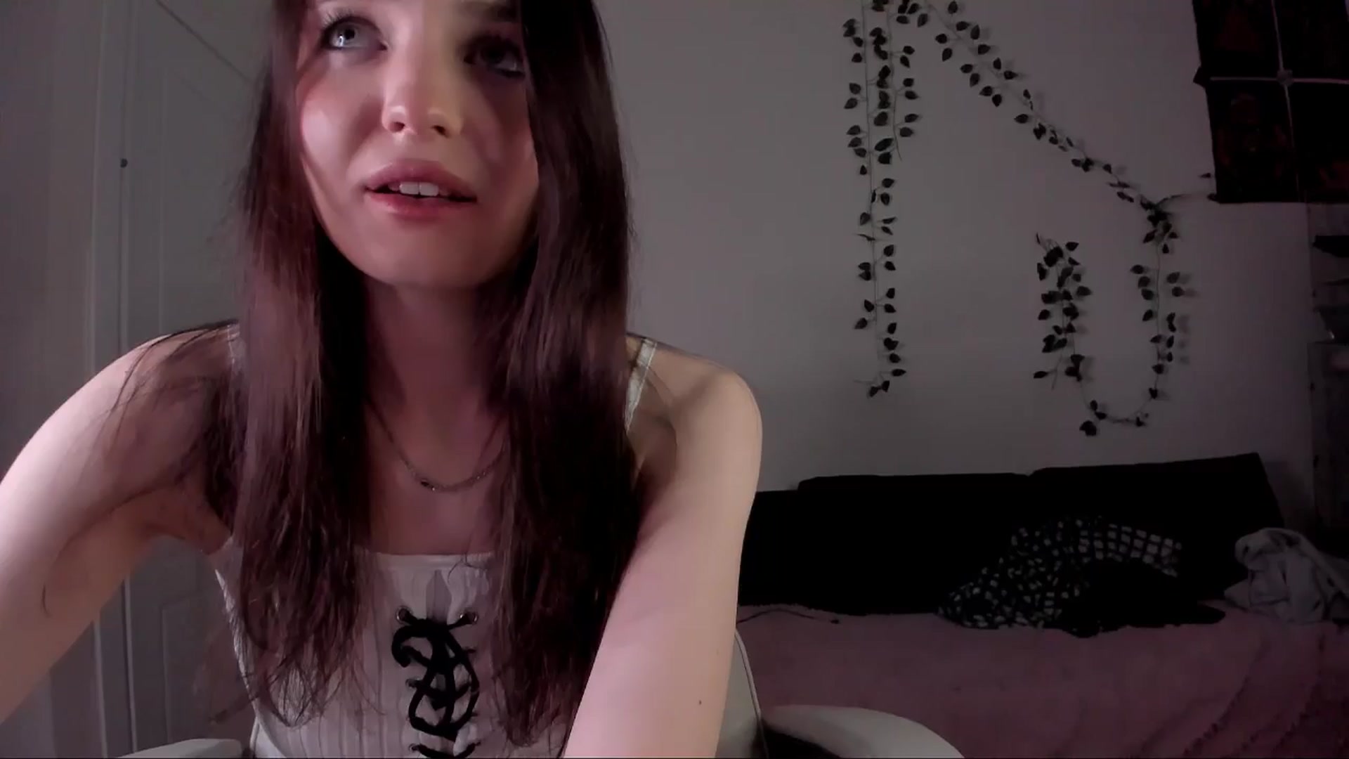 Gallery image thumbnail from MikaMaez's myfreecams stream on, 11/25/2024, 20:07 image 4 of 20