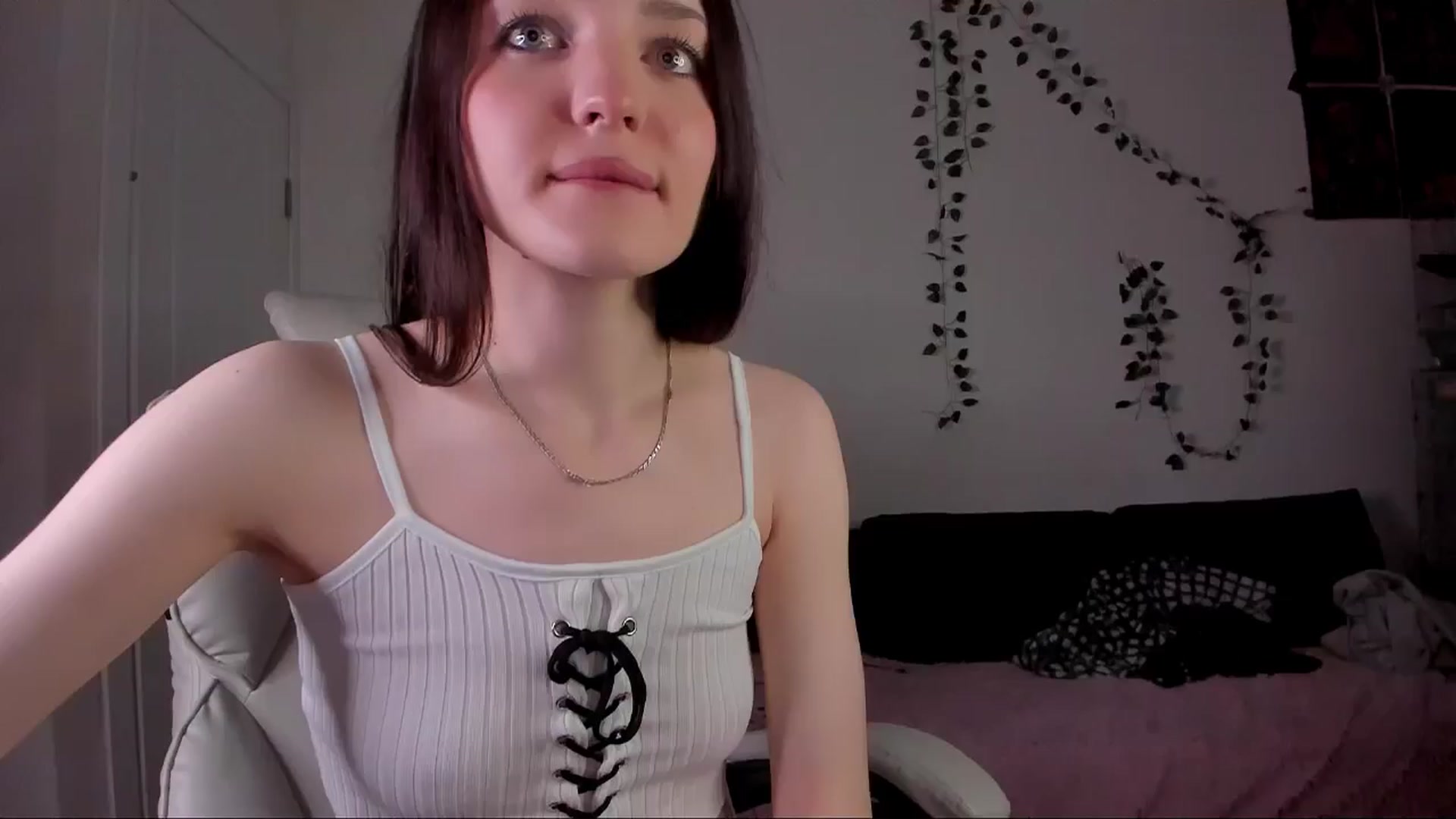 Gallery image thumbnail from MikaMaez's myfreecams stream on, 11/25/2024, 20:07 image 5 of 20