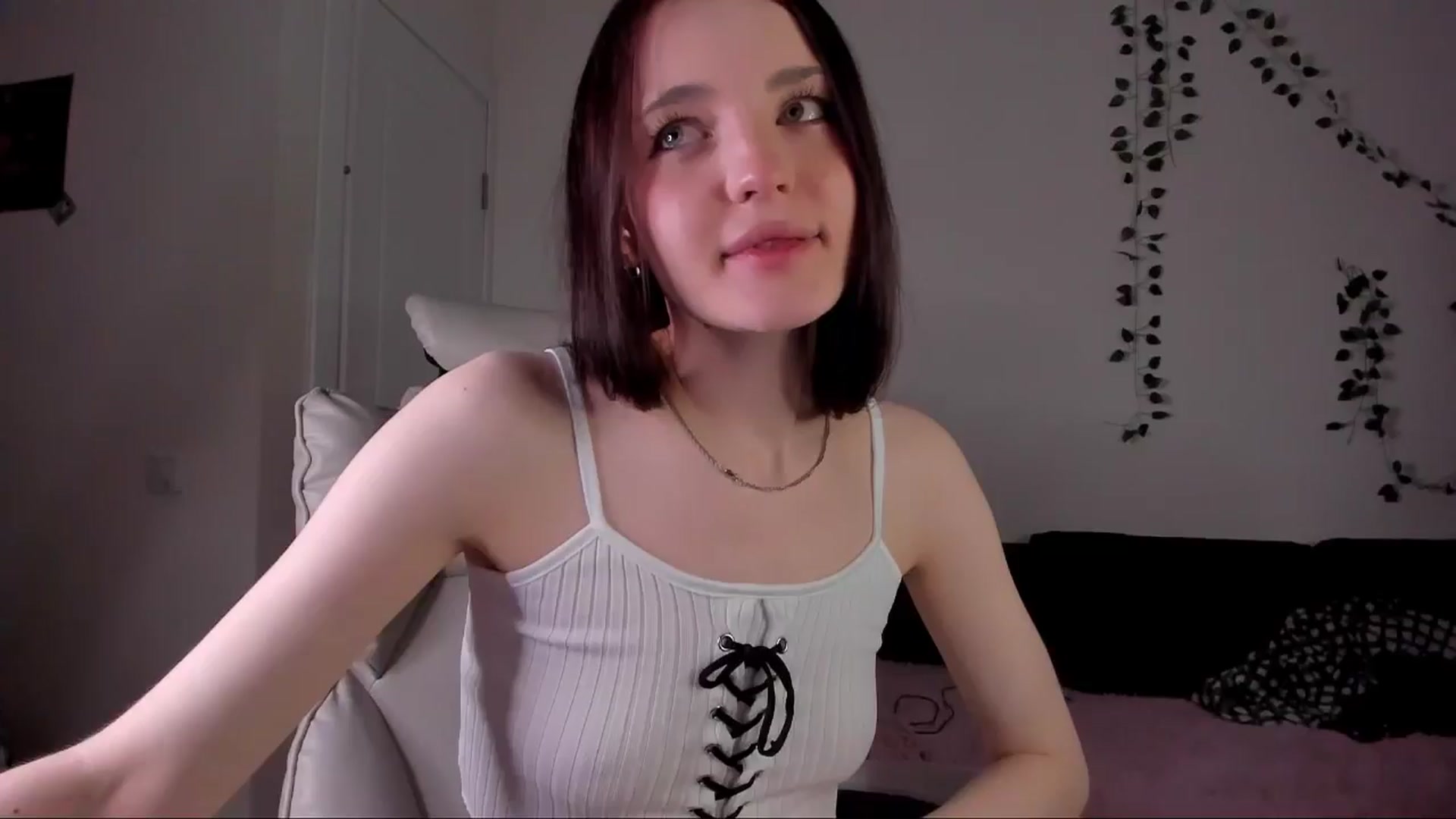 Gallery image thumbnail from MikaMaez's myfreecams stream on, 11/25/2024, 20:34 image 14 of 20
