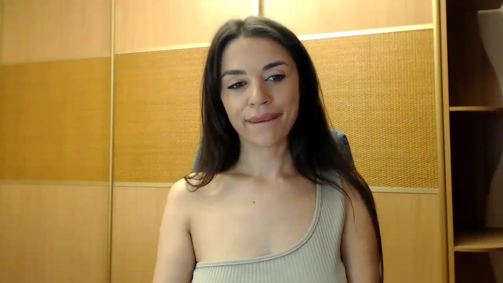 Gallery image thumbnail from Mika_Gold's myfreecams stream on, 10/09/2024, 09:54 image 11 of 20