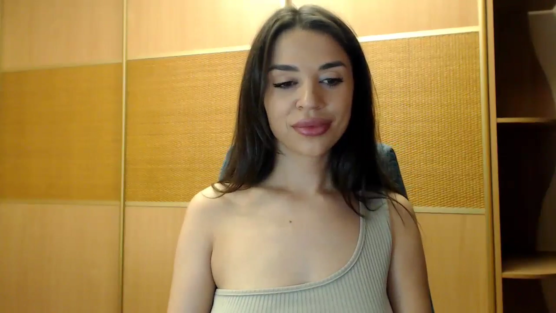 Gallery image thumbnail from Mika_Gold's myfreecams stream on, 10/09/2024, 09:54 image 19 of 20