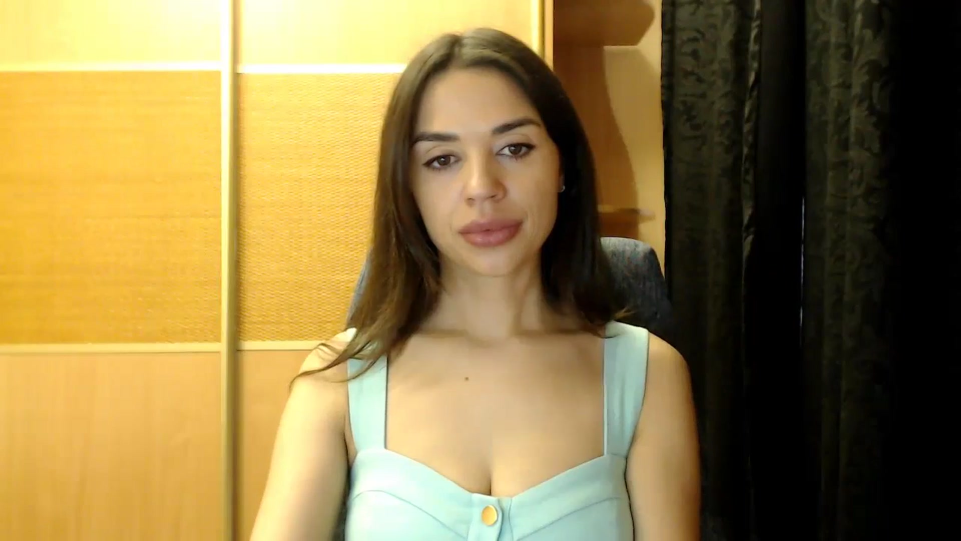 Gallery image thumbnail from Mika_Gold's myfreecams stream on, 10/14/2024, 10:33 image 18 of 20