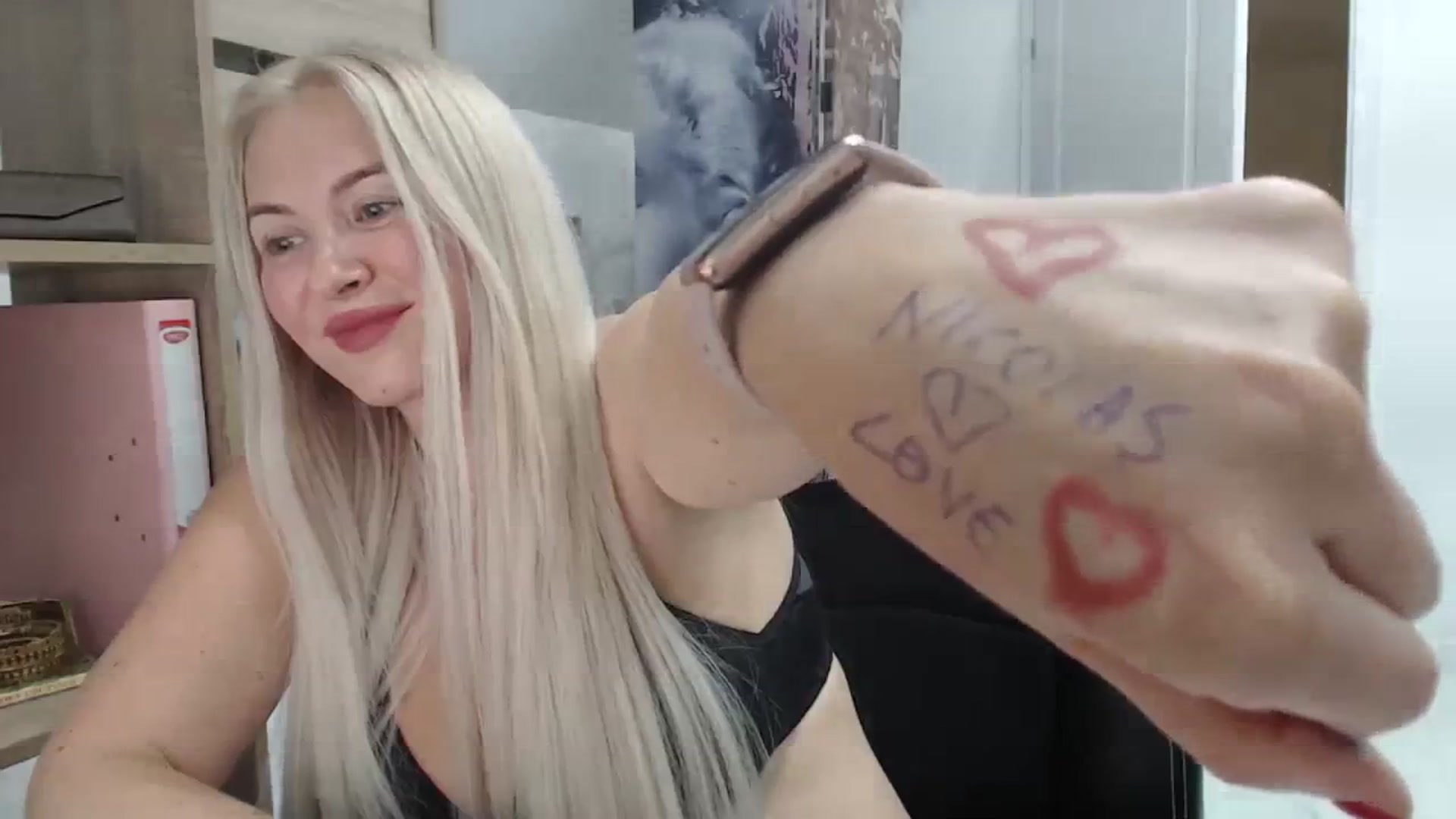 Gallery image thumbnail from Mika__'s myfreecams stream on, 01/05/2024, 22:01 image 9 of 20