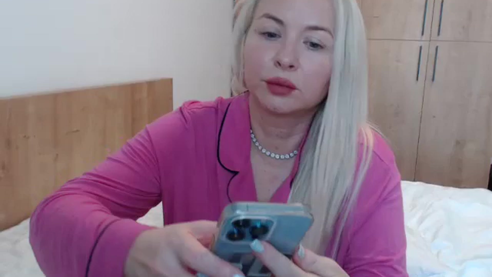 Gallery image thumbnail from Mika__'s myfreecams stream on, 01/29/2024, 12:54 image 20 of 20