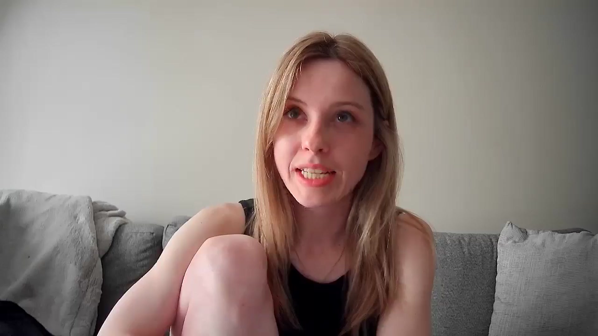 Gallery image thumbnail from MikaylaGrace's myfreecams stream on, 05/25/2025, 18:34 image 19 of 20