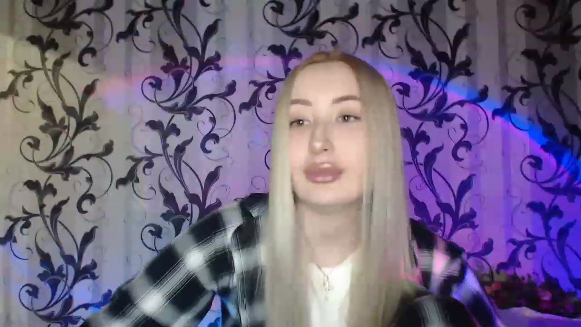 Gallery image thumbnail from MikiNiki25's myfreecams stream on, 03/24/2023, 17:35 image 17 of 20