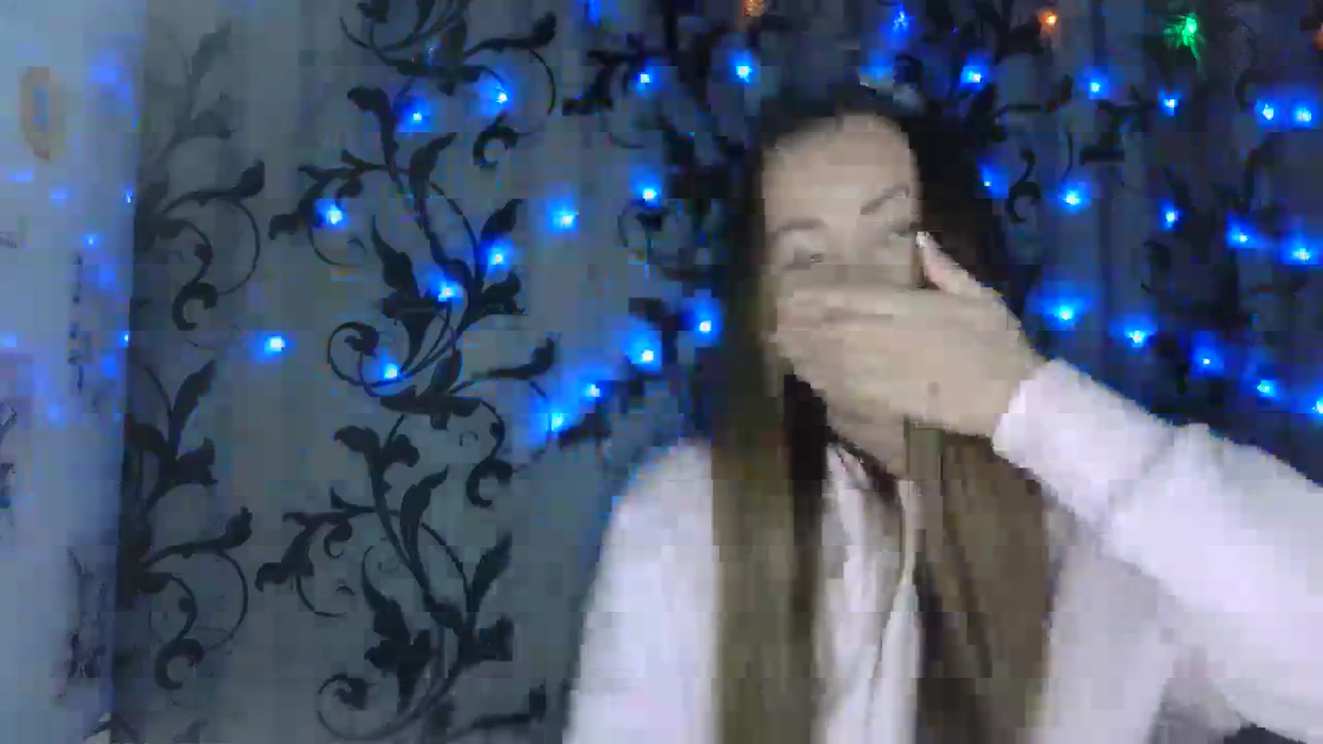Gallery image thumbnail from MikiNiki25's myfreecams stream on, 12/25/2023, 20:38 image 20 of 20