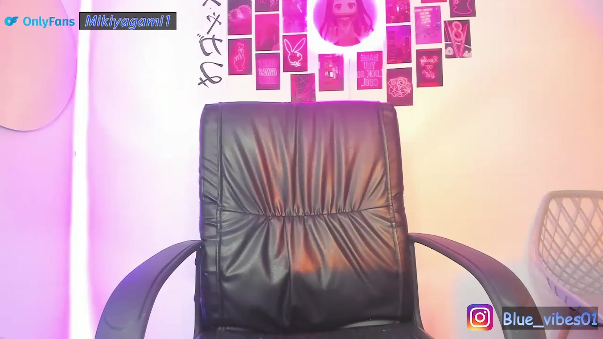 Gallery image thumbnail from Miki_yagami's myfreecams stream on, 11/18/2022, 21:43 image 20 of 20