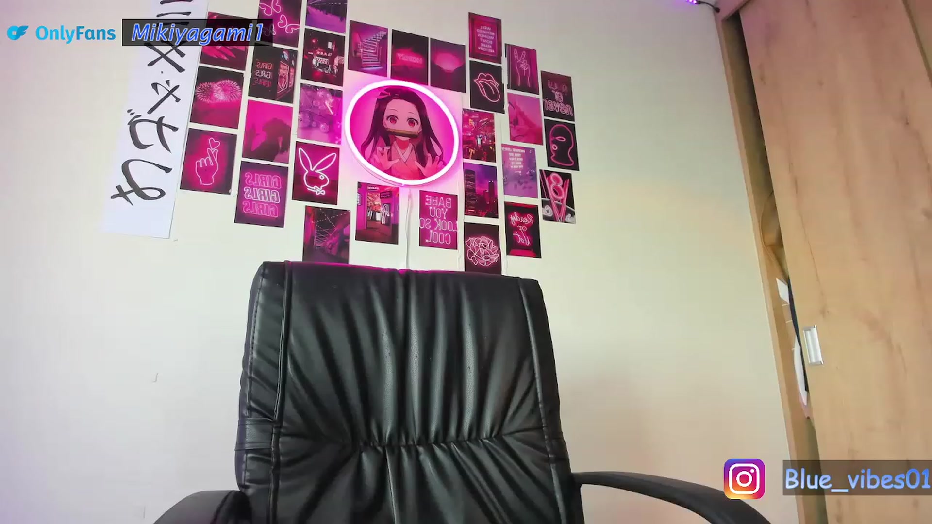 Gallery image thumbnail from Miki_yagami's myfreecams stream on, 11/23/2022, 20:29 image 19 of 20