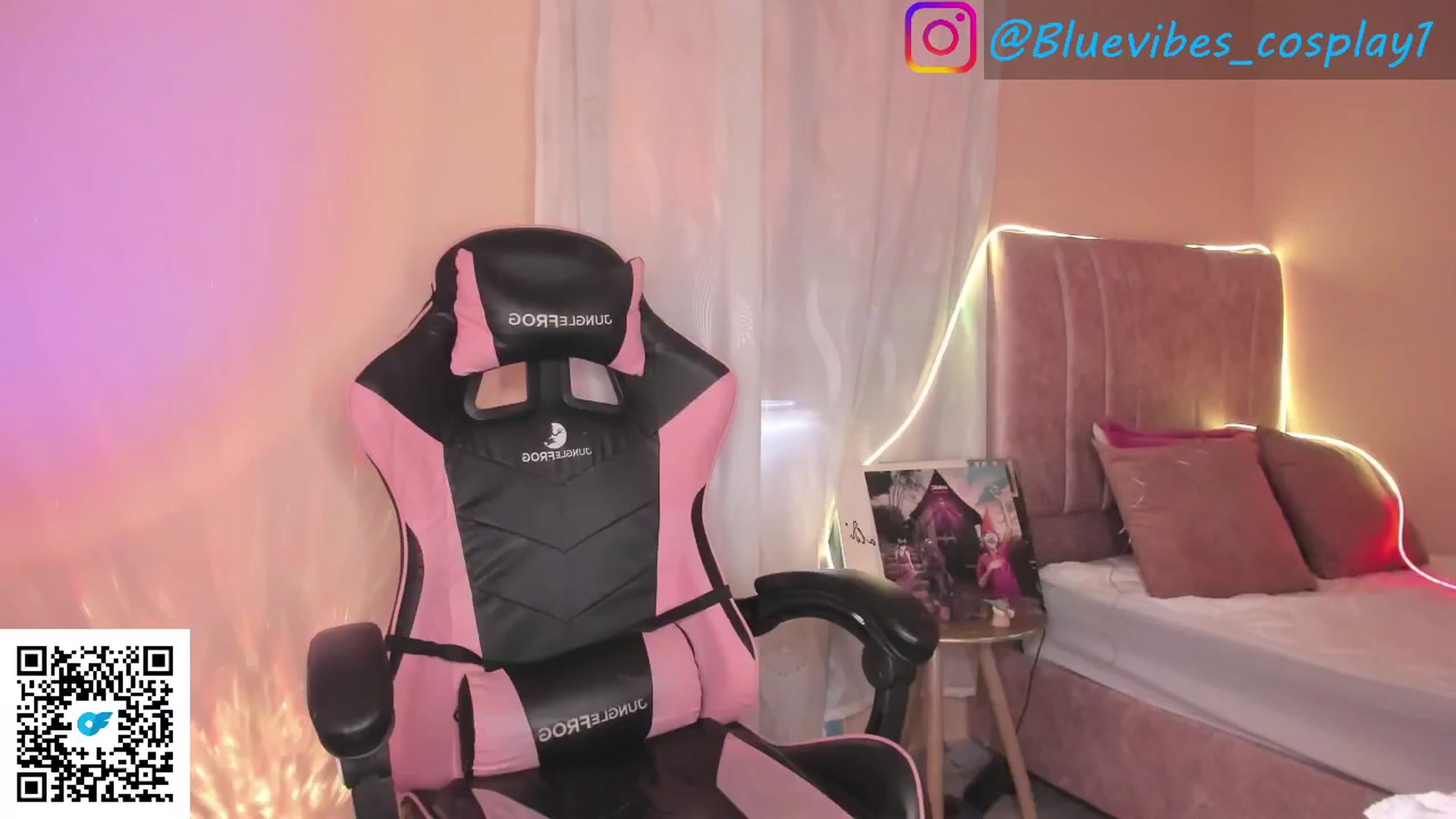 Gallery image thumbnail from Miki_yagami's myfreecams stream on, 03/21/2024, 21:00 image 16 of 20