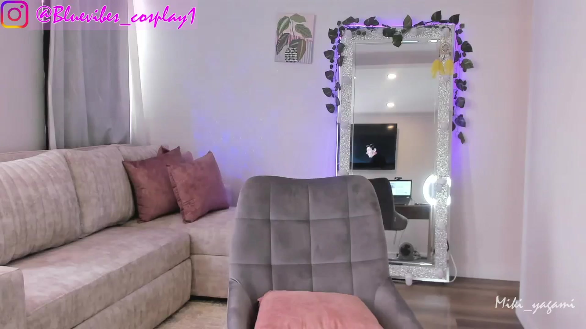 Gallery image thumbnail from Miki_yagami's myfreecams stream on, 08/08/2024, 14:52 image 20 of 20