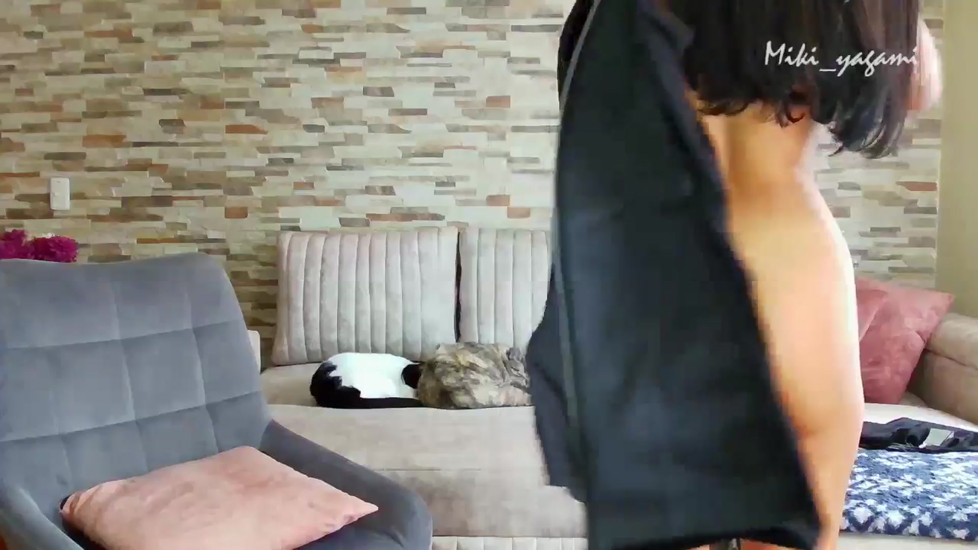 Gallery image thumbnail from Miki_yagami's myfreecams stream on, 05/13/2025, 14:48 image 8 of 20