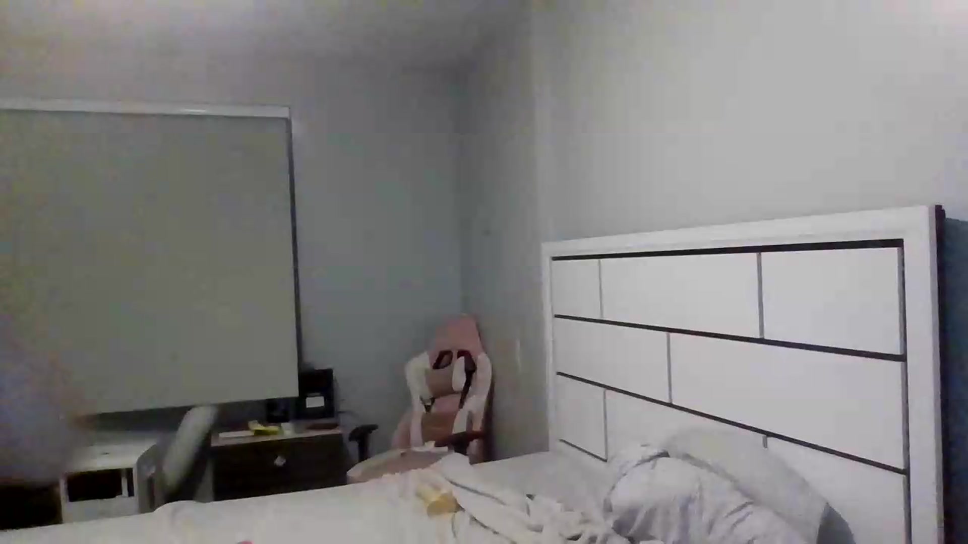 Gallery image thumbnail from MikkiMouseXO's myfreecams stream on, 09/22/2026, 08:44 image 8 of 20