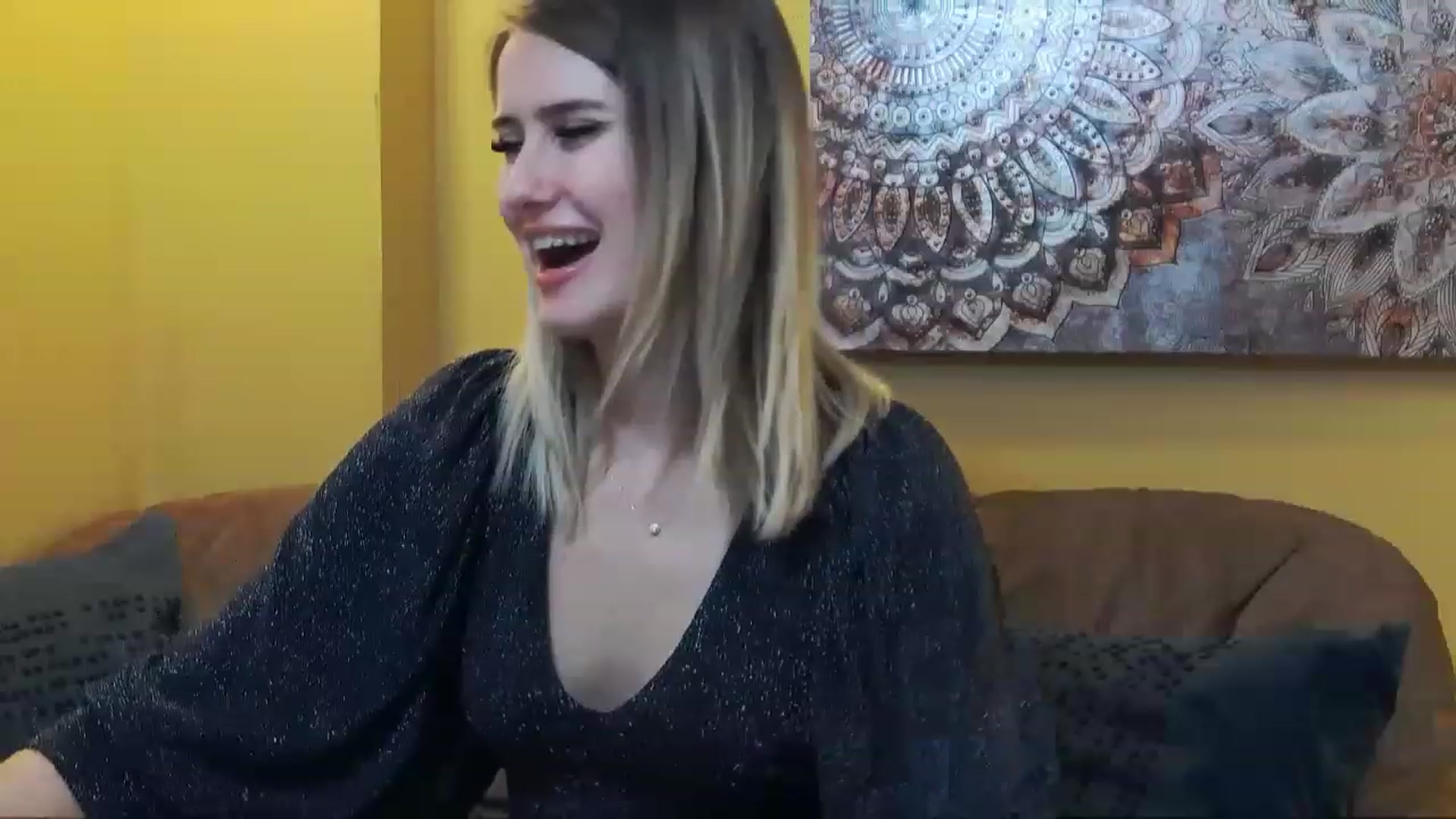Gallery image thumbnail from MikyAngel's myfreecams stream on, 11/17/2022, 16:37 image 18 of 20