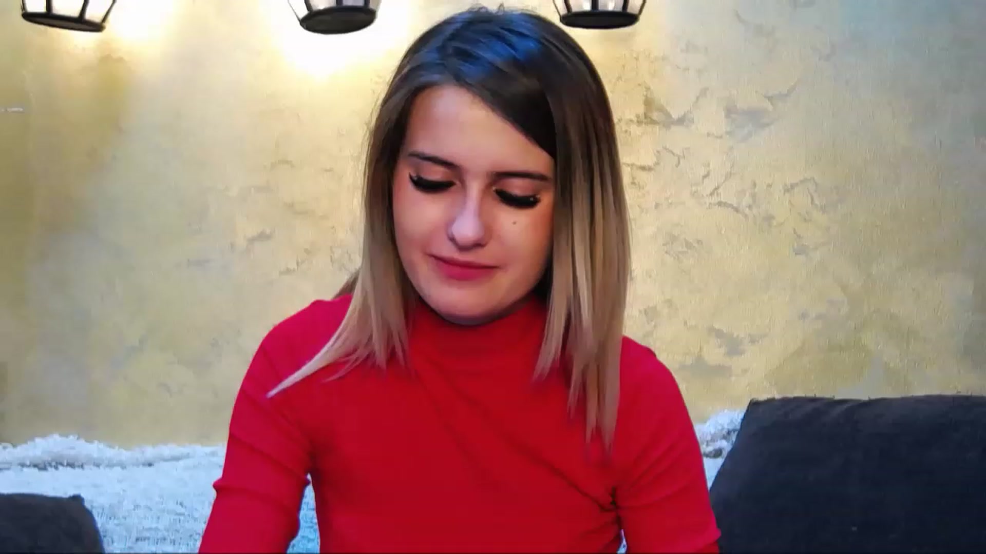 Gallery image thumbnail from MikyAngel's myfreecams stream on, 11/21/2022, 20:57 image 3 of 20