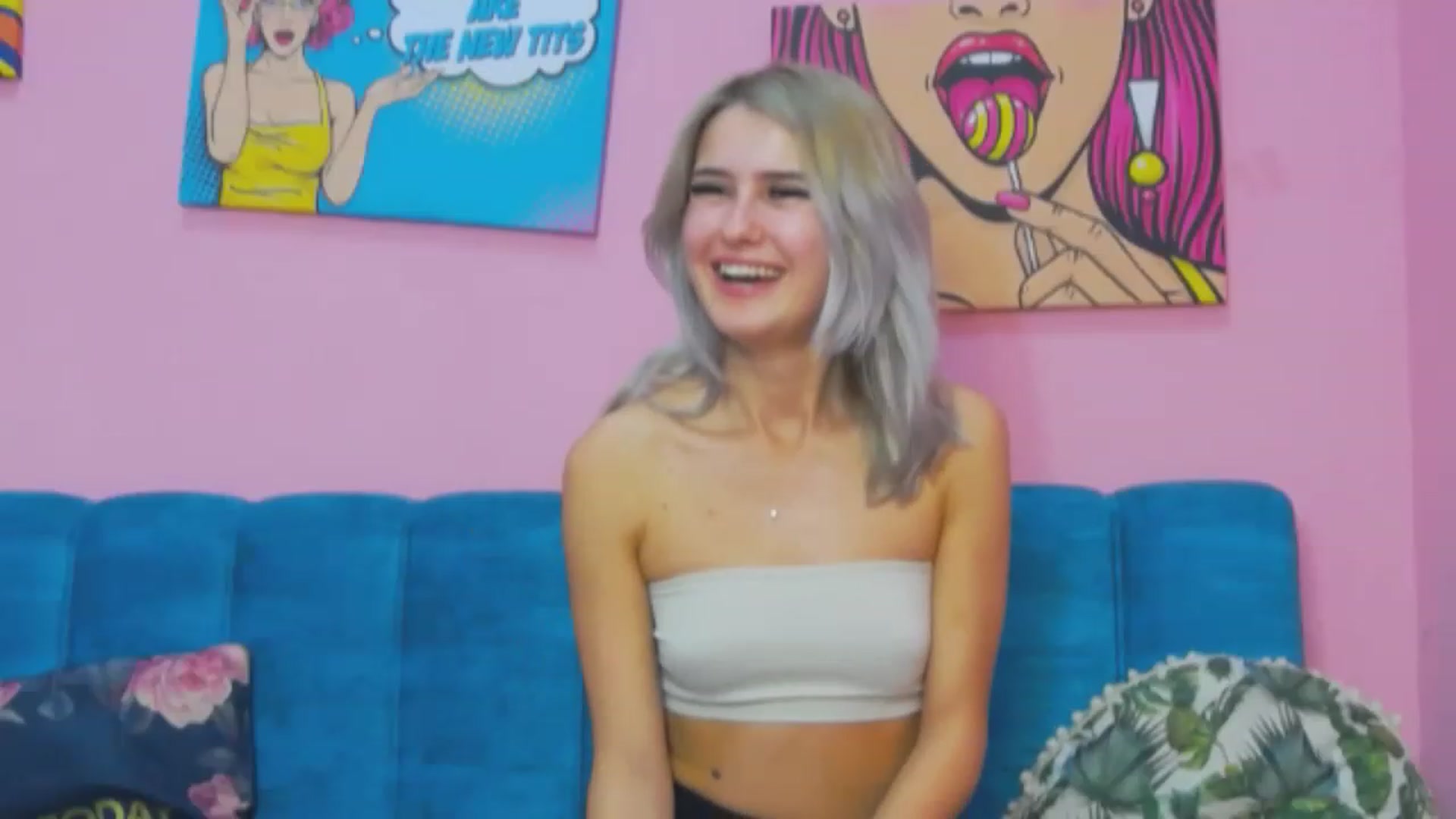 Gallery image thumbnail from MikyAngel's myfreecams stream on, 11/29/2022, 14:47 image 14 of 20
