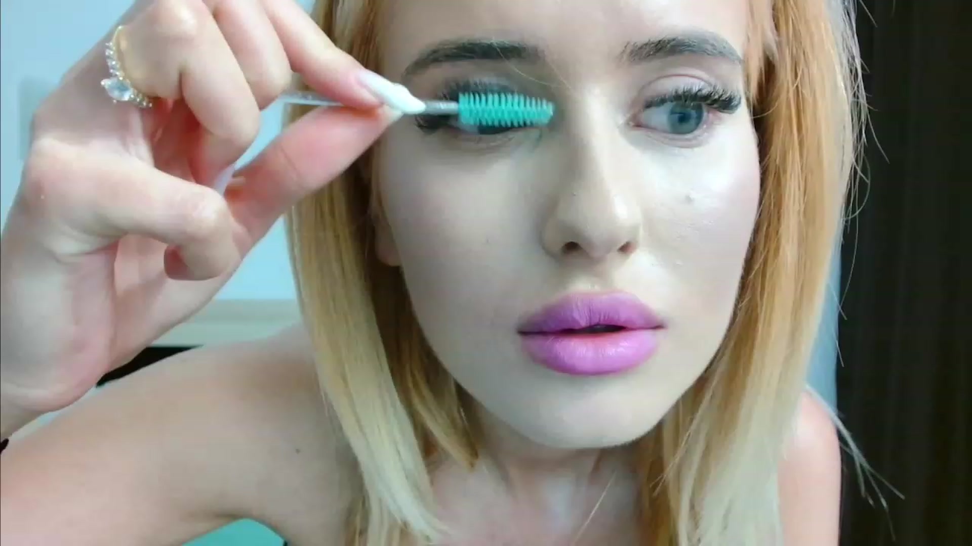 Gallery image thumbnail from MikyAngel's myfreecams stream on, 06/03/2023, 17:57 image 7 of 20