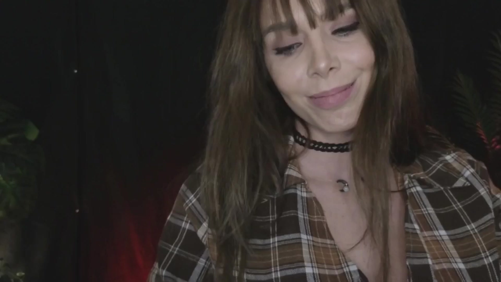 Gallery image thumbnail from MilaJoulie's myfreecams stream on, 12/05/2024, 19:54 image 3 of 20