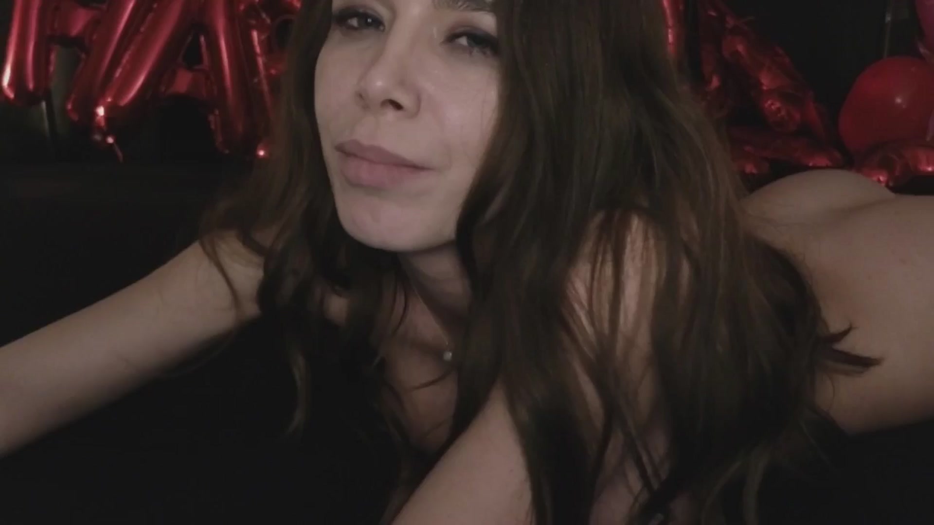 Gallery image thumbnail from MilaJoulie's myfreecams stream on, 12/08/2024, 02:11 image 11 of 20