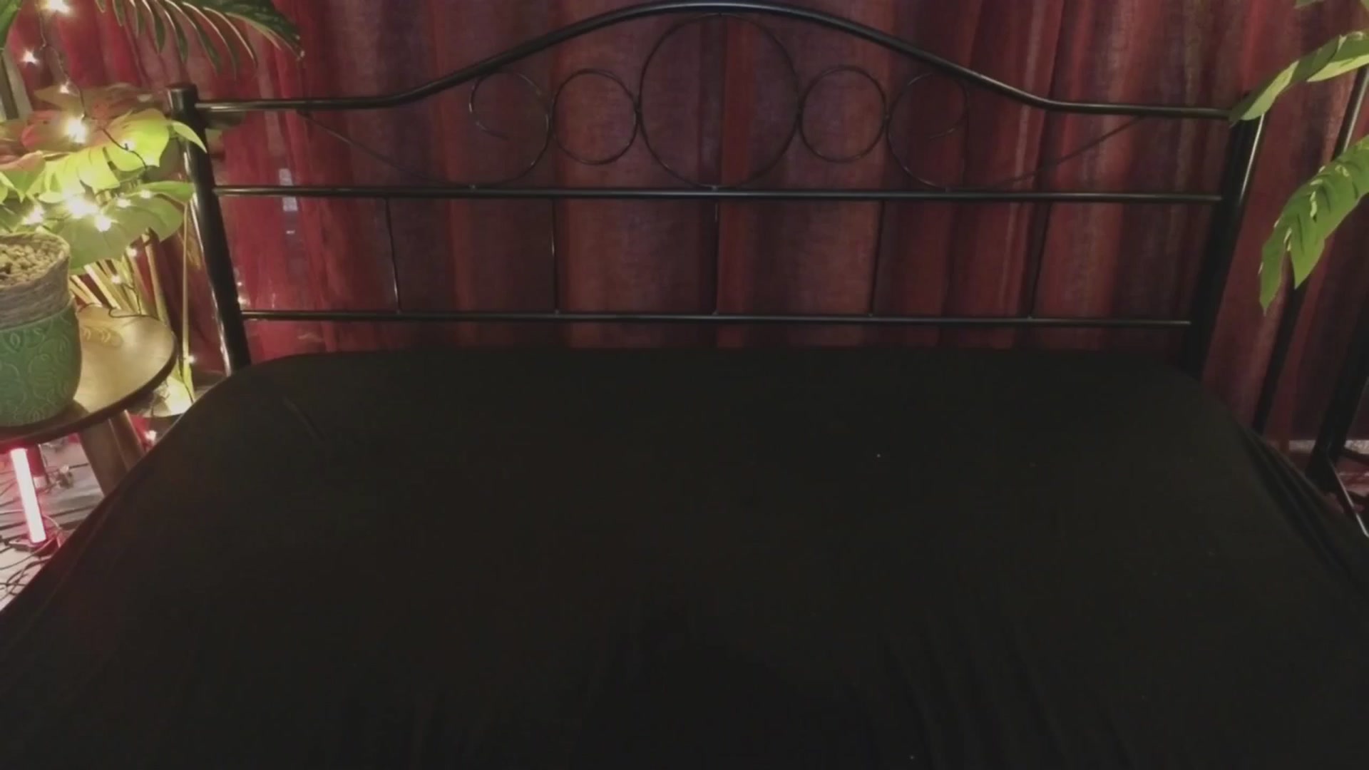 Gallery image thumbnail from MilaJoulie's myfreecams stream on, 12/28/2024, 01:09 image 12 of 20