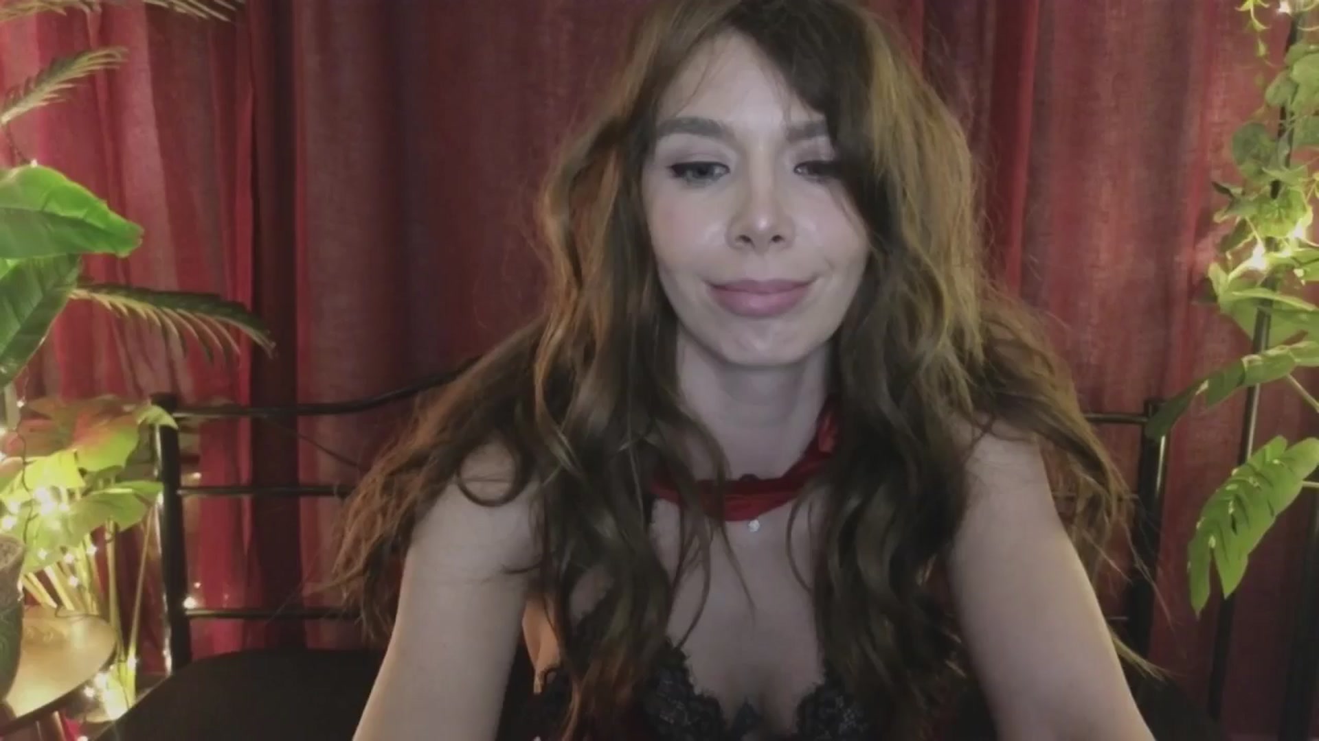 Gallery image thumbnail from MilaJoulie's myfreecams stream on, 12/28/2024, 17:11 image 11 of 20